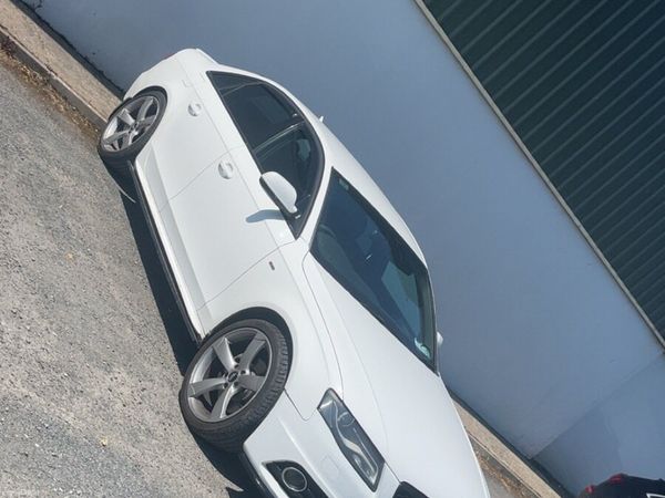 Audi A4 Saloon, Diesel, 2009, White