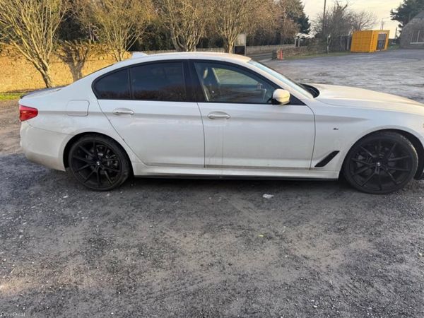 BMW 5-Series Saloon, Diesel, 2018, White