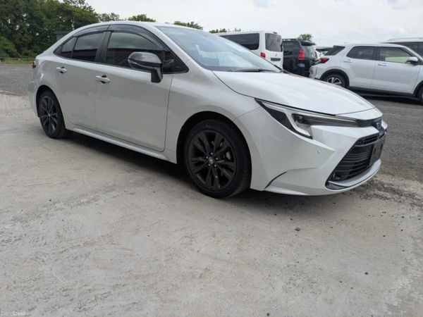 Toyota Corolla Saloon, Petrol Hybrid, 2023, White