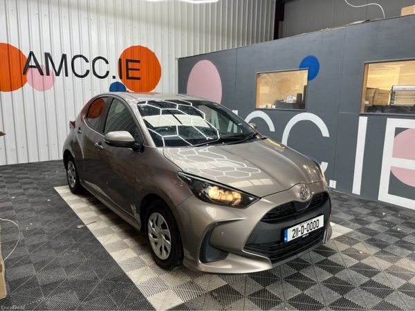 Toyota Yaris Hatchback, Petrol, 2021, Grey