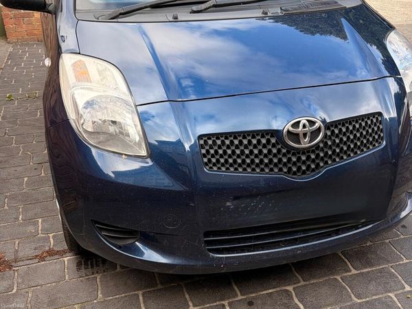 Toyota Yaris Hatchback, Petrol, 2007, Blue
