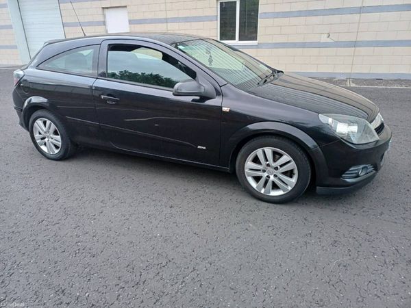 Opel Astra Hatchback, Petrol, 2008, Black