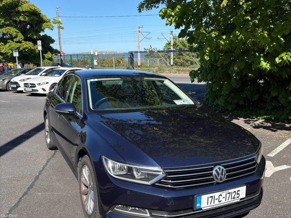 Volkswagen Passat Saloon, Diesel, 2017, Blue