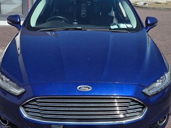 Ford Mondeo Hatchback, Diesel, 2016, Blue