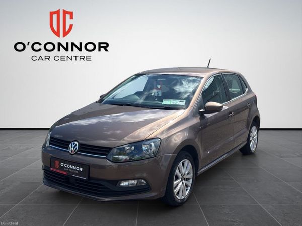 Volkswagen Polo Hatchback, Petrol, 2015, Brown
