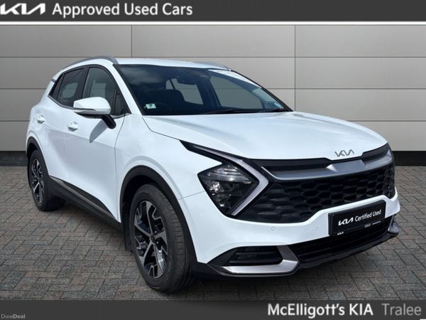 Kia Sportage MPV, Diesel Hybrid, 2023, White