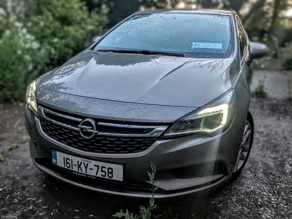 Opel Astra Hatchback, Diesel, 2016, Grey