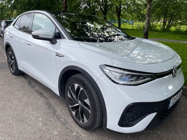 Volkswagen ID.5 Estate, Electric, 2022, White