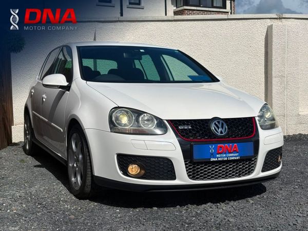 Volkswagen Golf Hatchback, Petrol, 2008, White