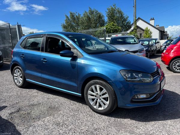 Volkswagen Polo Hatchback, Petrol, 2017, Blue