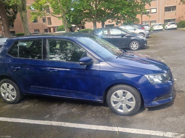 Skoda Fabia Hatchback, Petrol, 2016, Blue