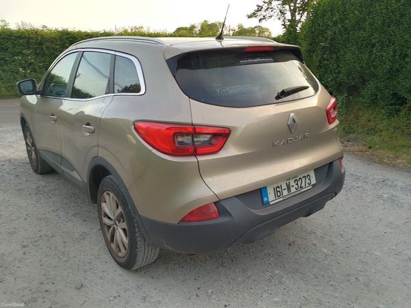 Renault Kadjar SUV, Diesel, 2016, Gold