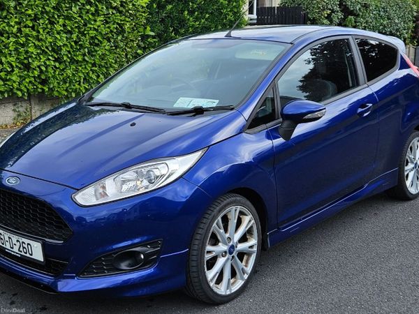 Ford Fiesta Hatchback, Petrol, 2016, Blue