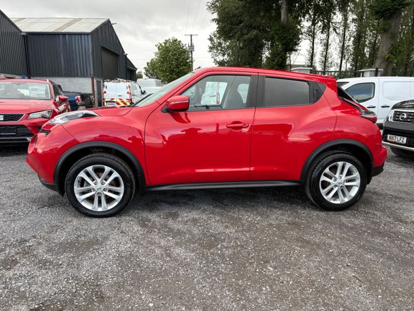 Nissan Juke SUV, Petrol, 2017, Red