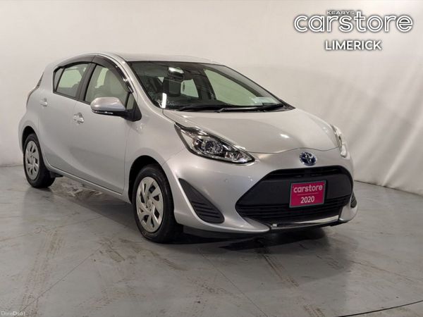 Toyota Aqua Hatchback, Petrol Hybrid, 2020, Silver