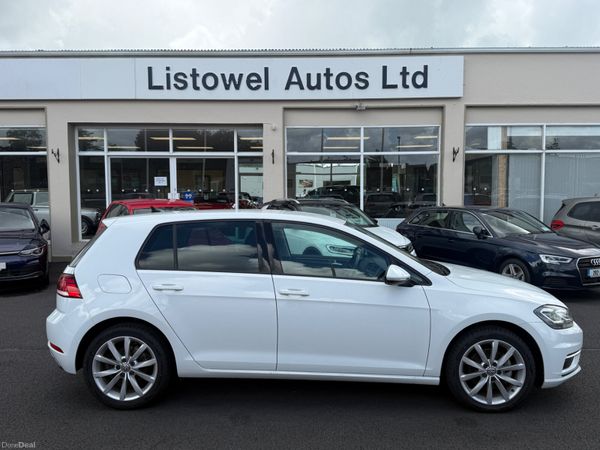 Volkswagen Golf Hatchback, Petrol, 2018, White