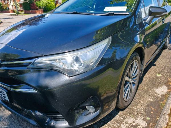 Toyota Avensis Saloon, Diesel, 2017, Black
