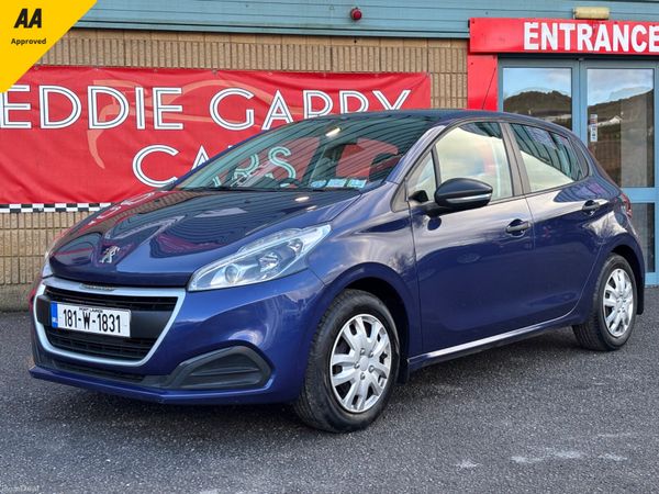 Peugeot 208 Hatchback, Petrol, 2018, Blue