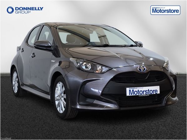 Toyota Yaris Hatchback, Petrol Hybrid, 2021, Grey