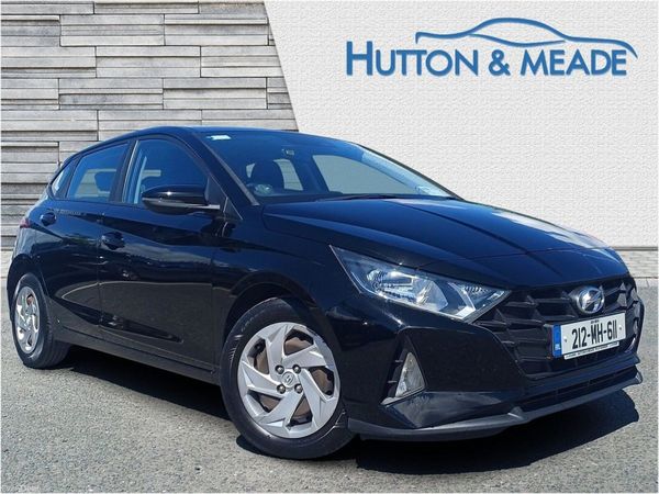 Hyundai i20 Hatchback, Petrol, 2021, Black