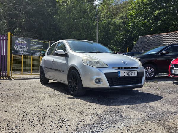 Renault Clio Hatchback, Ethanol Petrol, 2010, Silver