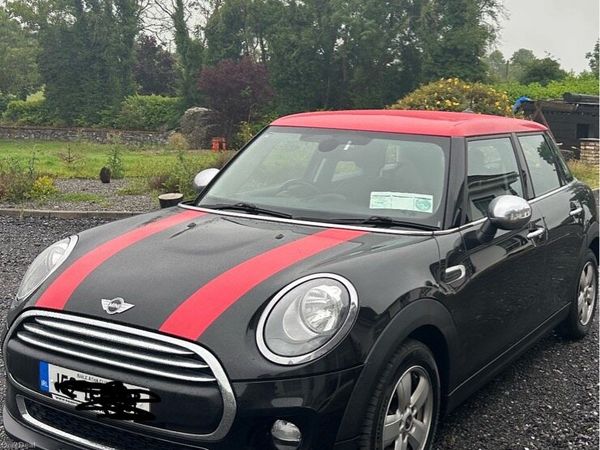 Mini One Estate/Jeep, Diesel, 2015, Black