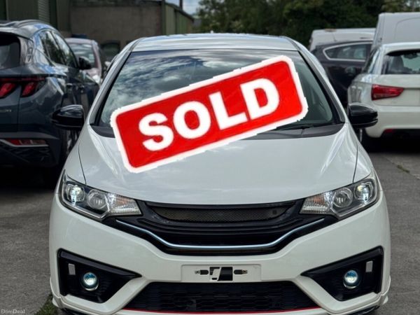 Honda Fit Hatchback, Petrol Hybrid, 2014, White