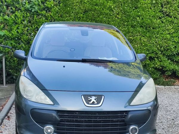 Peugeot 307 Hatchback, Petrol, 2006, Grey