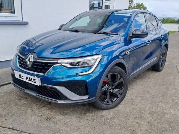 Renault Arkana Hatchback, Petrol, 2022, Blue