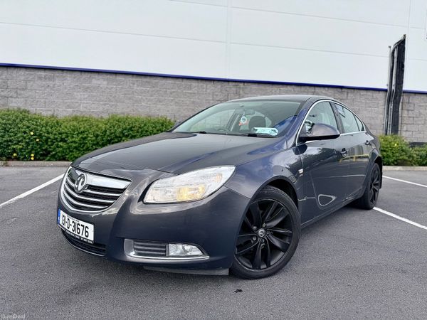 Vauxhall Insignia Hatchback, Diesel, 2013, Grey