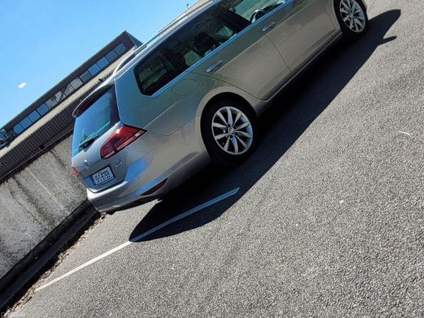 Volkswagen Golf Estate, Diesel, 2015, Silver