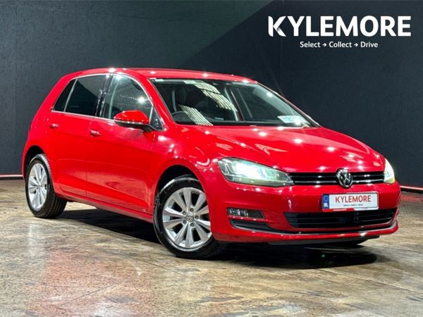 Volkswagen Golf Hatchback, Petrol, 2016, Red