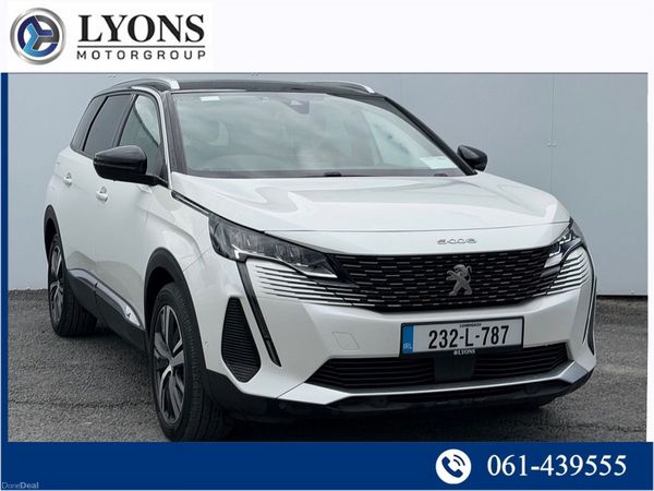 Peugeot 5008 MPV, Diesel, 2023, White