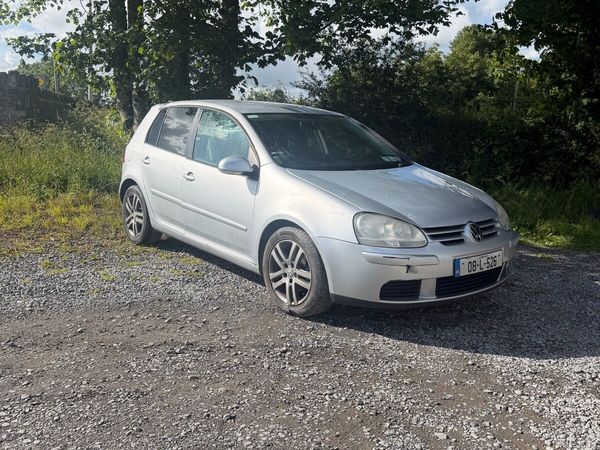 Volkswagen Golf Hatchback, Petrol, 2008, Silver