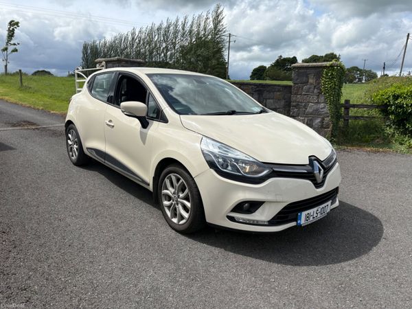 Renault Clio Hatchback, Petrol, 2018, Brown