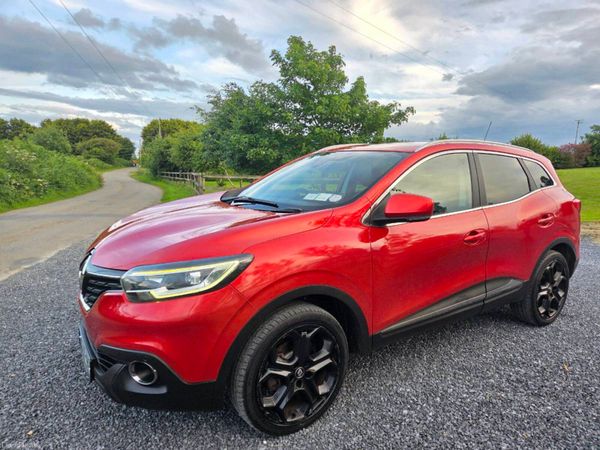 Renault Kadjar SUV, Diesel, 2016, Red