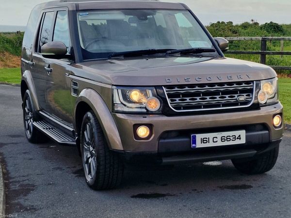 Land Rover Discovery SUV, Diesel, 2016, Gold