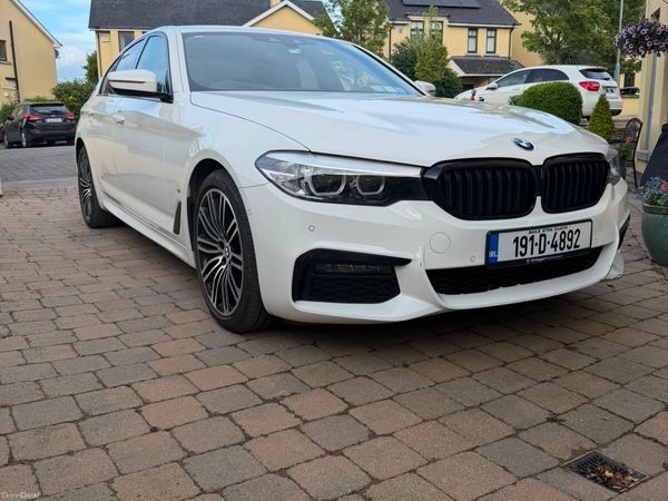 BMW 5-Series Saloon, Petrol Plug-in Hybrid, 2019, White