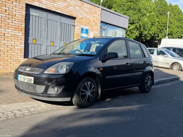 Ford Fiesta Hatchback, Petrol, 2007, Black