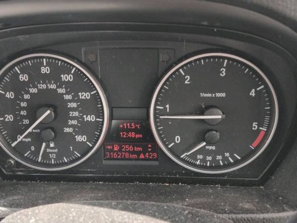 BMW 3-Series Saloon, Diesel, 2010, Black