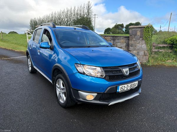 Dacia Sandero Stepway Hatchback, Petrol, 2015, Blue