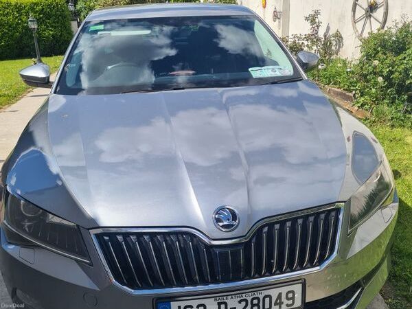 Skoda Superb Hatchback, Diesel, 2016, Grey