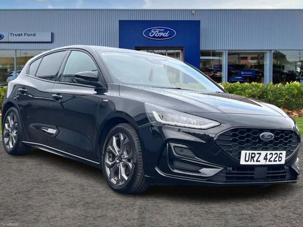 Ford Focus Hatchback, Petrol, 2023, Black