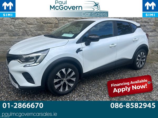 Renault Captur Hatchback, Petrol, 2023, White