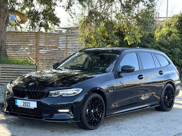 BMW 3-Series Estate, Petrol Plug-in Hybrid, 2022, Black