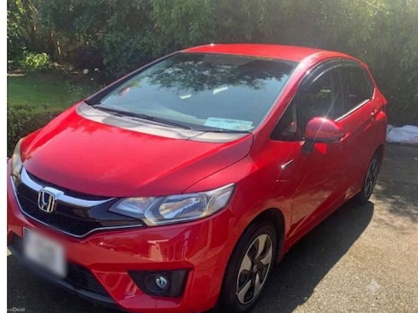 Honda Fit Hatchback, Petrol Hybrid, 2017, Red