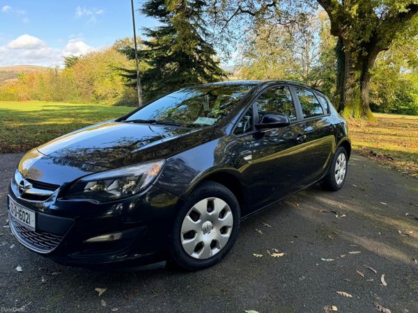 Opel Astra MPV, Petrol, 2013, Black