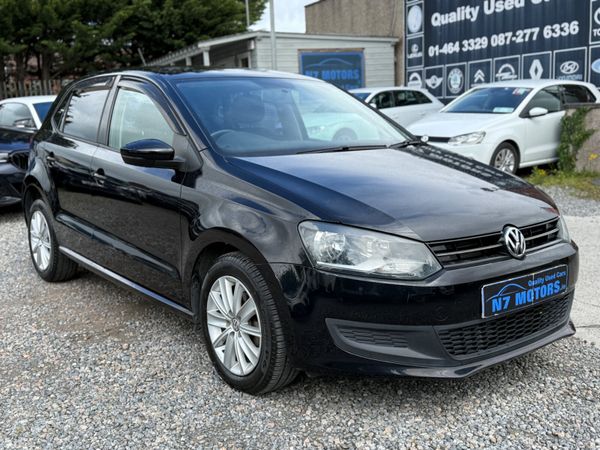 Volkswagen Polo Hatchback, Petrol, 2013, Black