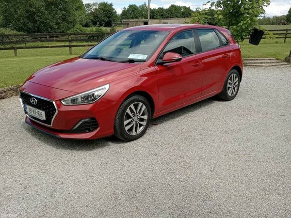 Hyundai i30 Hatchback, Diesel, 2019, Red