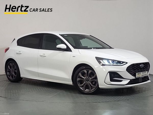 Ford Focus Hatchback, Petrol, 2024, White